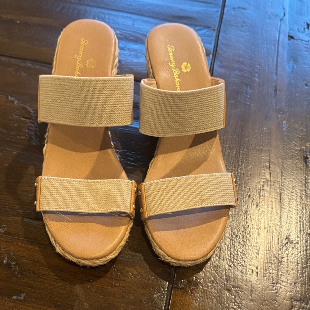 Tommy Bahama Beige Slide Sandals